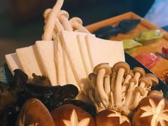 菌菇拼盘-湊湊火锅·茶憩(和平大悦城店)