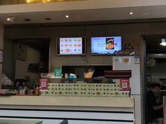 门面-红鼻子桂林米粉(金唐新光界店)