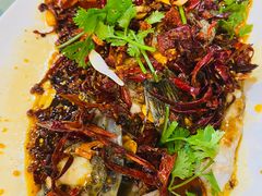 -巧克力渔家.小船海鲜胶东菜(万平口店)