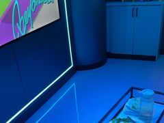 -唯爱KTV聚会餐厅(仙林东城汇店)