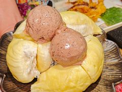 -铭牛烧肉·和牛海鲜自助(高新月牙湖店)