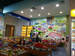 -利奥梦幻主题乐园(爱琴海购物公园店)