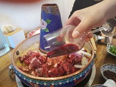 -毛辣果·贵州红酸汤牛肉火锅(西单店)