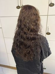-镁连社·美联社