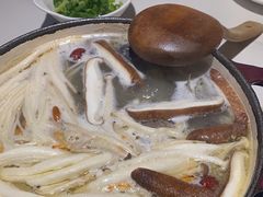 -黑鸡小馆(金源店)