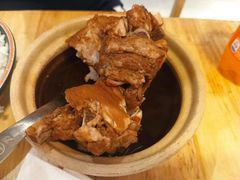 -万和春排骨砂锅米饭(新业广场店)