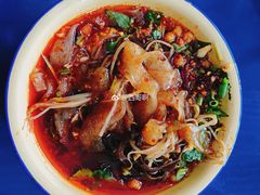 -马路边边串串香形象店(磐石路店)