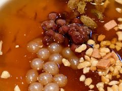 -渝是乎酸菜鱼·川渝小炒(新世界百货望京店)