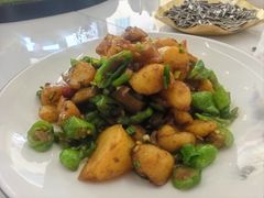 -峡谷农家乐饭店