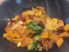 -醉人椒麻辣香锅(王府井喜悦店)