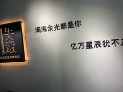 -英雄广场