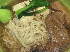 -牛吃草牛肉面(甬港南路店)
