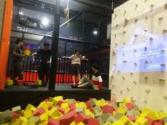 -嗨翻Hi-Fun竞技主题乐园·蹦床亲子生日轰趴(国光1937店)