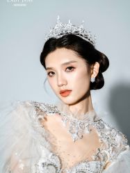 -Lady  Jane高端婚纱礼服馆