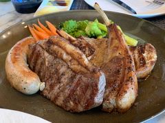 -三亚亚龙湾瑞吉酒店·宴悦Driftwood·游水海鲜·牛排·草坪·私人定制