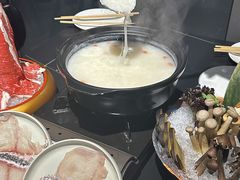 -牛牛和牛海鲜粥底火锅(长虹国际城店)