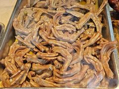 -王浩儿纪六孃甜皮鸭(乐山总店)