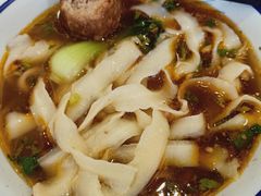 -顺溜·手工刀削面·黑金店(铜锣湾店)