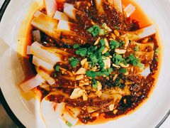 -渝信川菜 · 川味家常菜(财富购物中心店)