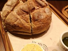 -恰餐厅及酒吧 CHAR Bar & Grill (北京丽都皇冠假日店)