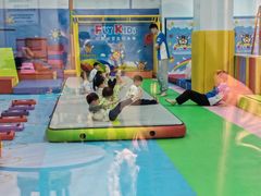 -飞奇儿体能体操馆(和平印象城店)