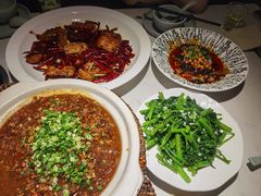 -院8里·小聚园老川菜(九眼桥店)