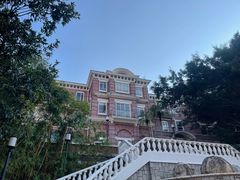 -香港大学