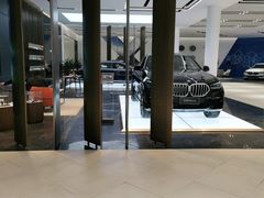-上海宝诚尊悦宝马4S店(静安店)