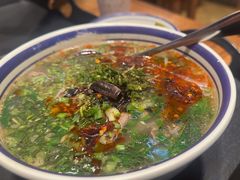 -云阿蛮云南生烫牛肉米线(奉贤路店)