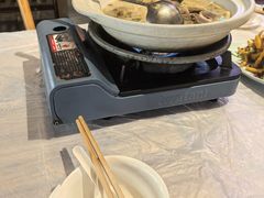 -霄汉牛三鲜湖北砂锅菜(万松园2店)