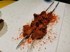-三人行骨头王火锅(长寿店)