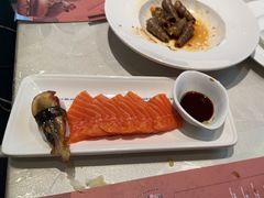 -四海一家自助餐(益田假日广场店)