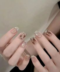 -悦指间美甲美睫