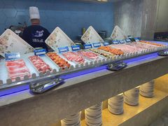 -锤头鲨毛肚海鲜烤肉自助餐厅(国购广场店)