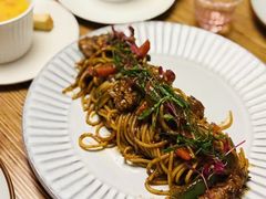 黑椒牛柳意大利面-本处·素食·融合料理(南油店)