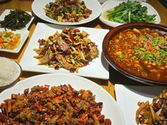 -小三峡食府(西五路店)