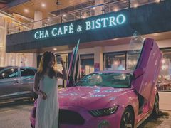 -Cha Café and Bistro