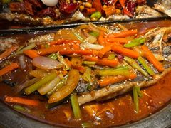 -鸣记脆皮烤鱼·海鲜烤鱼(三八广场店)