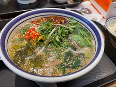 -云阿蛮云南生烫牛肉米线(奉贤路店)