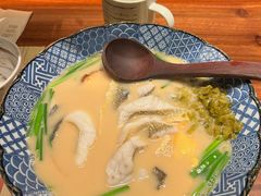 -荣家黄鱼面(前滩太古里店)