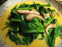 奶油菠菜-穹六人间 people 6(岳阳路店)