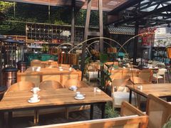 大堂-院8里·小乐园家常味川菜(鹭洲里店)