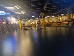 -极限PLAY运动娱乐新世界·团建派对潮玩休闲馆·室内蹦极高空游乐园