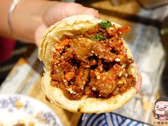 -燚店·铁板鱼蛙·烤肉·烤串(北新桥店)