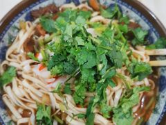 -牛师傅牛肉面(尚隆路店)