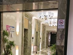 -万泊酒店(长沙五一广场国金中心店)