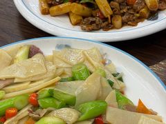 -民间瓦缸煨汤館(嵩山路店)