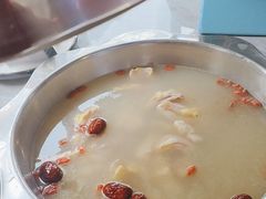 -光头药膳鸡(莱茵小镇店)