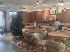 -必胜客(阿罗海店)