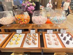 -圣丰索菲特·2 On 988 Café 自助餐厅